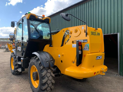 Телескопический погрузчик JCB 540-170, 2023