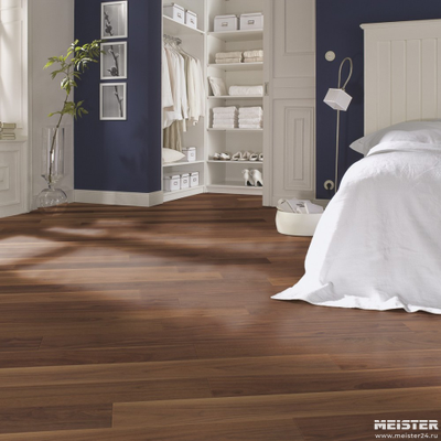 Паркетная доска Meister PS 300 Residence Орех американский 8044 в интерьере