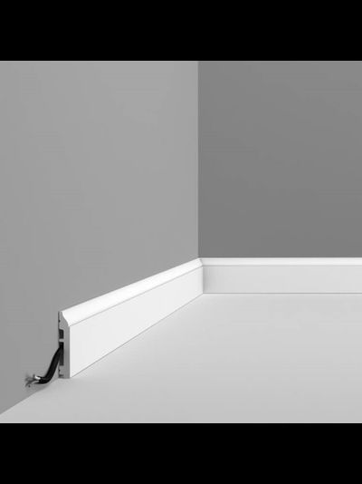 Напольный плинтус из дюрополимера Orac Decor - Axxent (Орак Декор - Акцент) SX172