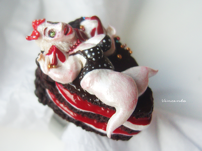 Пин-ап кольцо "Утро Фифеи" с вкусным тортиком