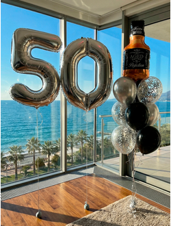 Набор шаров на 50 лет с бутылкой виски