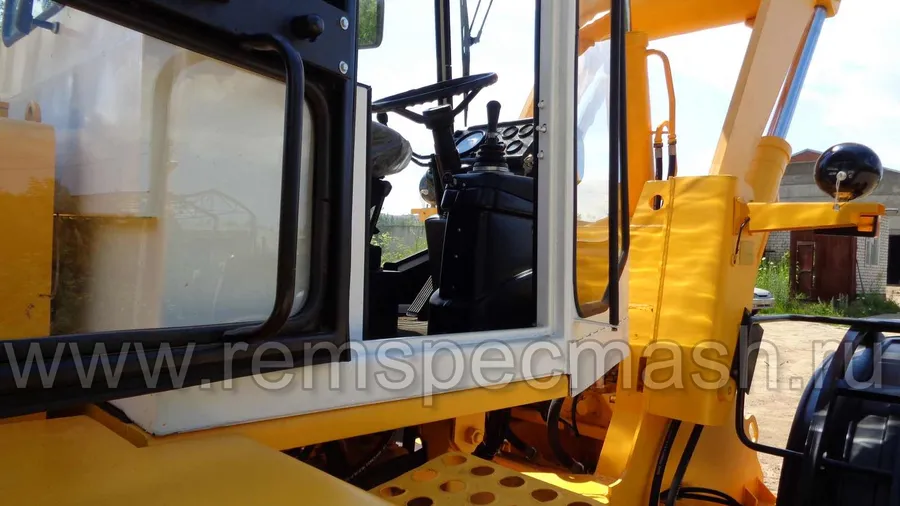 Фронтальный погрузчик Амкодор 342В после капитального ремонта
