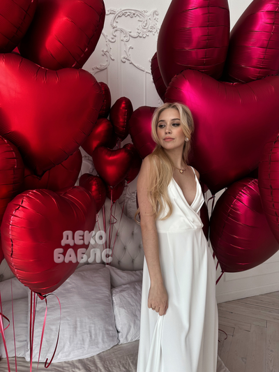 масштабные фонтанов из красных гелиевых сердец Троицк Новая Москва для украшение комнаты любимой