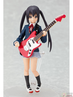 Фигурка фигма Адзуса Накано (figma Nakano Azusa School Uniform Ver.)
