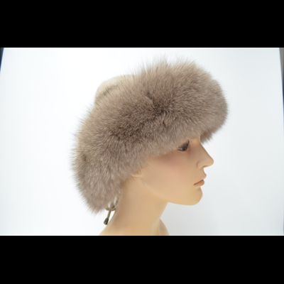 Шапка Vizio 1722 CCP бежевая мех