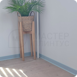 Плинтус ХДФ Dollken S100 100мм Х 2,575 м 1012/1202 Светло-серый в интерьере 5