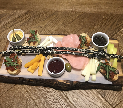 доска для подачи из карагача