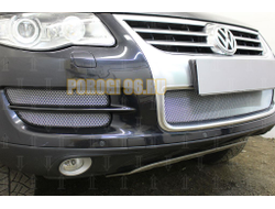 Защита радиатора Volkswagen Touareg I 2007-2010 боковая часть (4 части) chrome