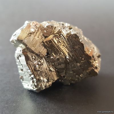 Пирит. Сросток кристаллов. Перу. 43*32*21мм
