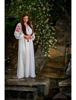 Платье с поясом "Девичье Сердце"