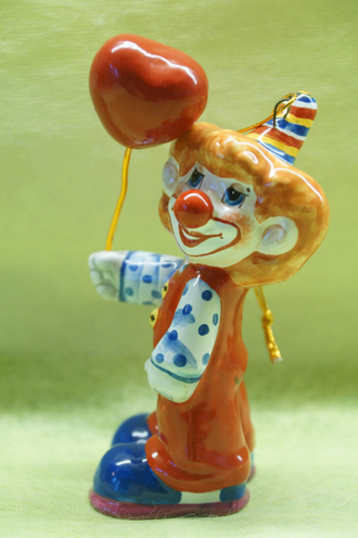 Клоун с воздушным шариком