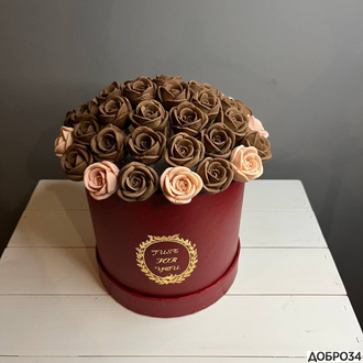 Коробка с шоколадными розами «Эмит» фото2