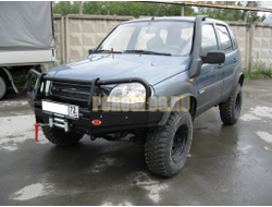 Передний силовой бампер серии Трофи на Chevrolet NIVA 2009-2020 (02.007.01)