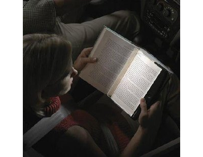 читать в темноте