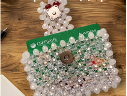 Визитница-картхолдер из стеклянных бусин, размер 10*7*10 см, цвет-красно-белый