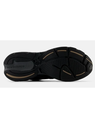 New Balance 2010 All Black