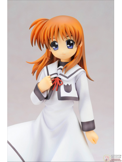 Фигурка  1/7 Наноха Такамати (Takamachi Nanoha School Uniform)