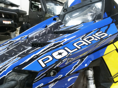 Наклейки на снегоход Polaris PRO RMK 2011-2015 RedBull №121