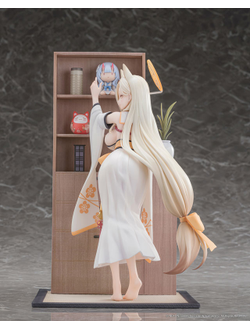 Фигурка 1/7 Куваками Кахо (Kuwakami Kaho Memorial Lobby Ver.)