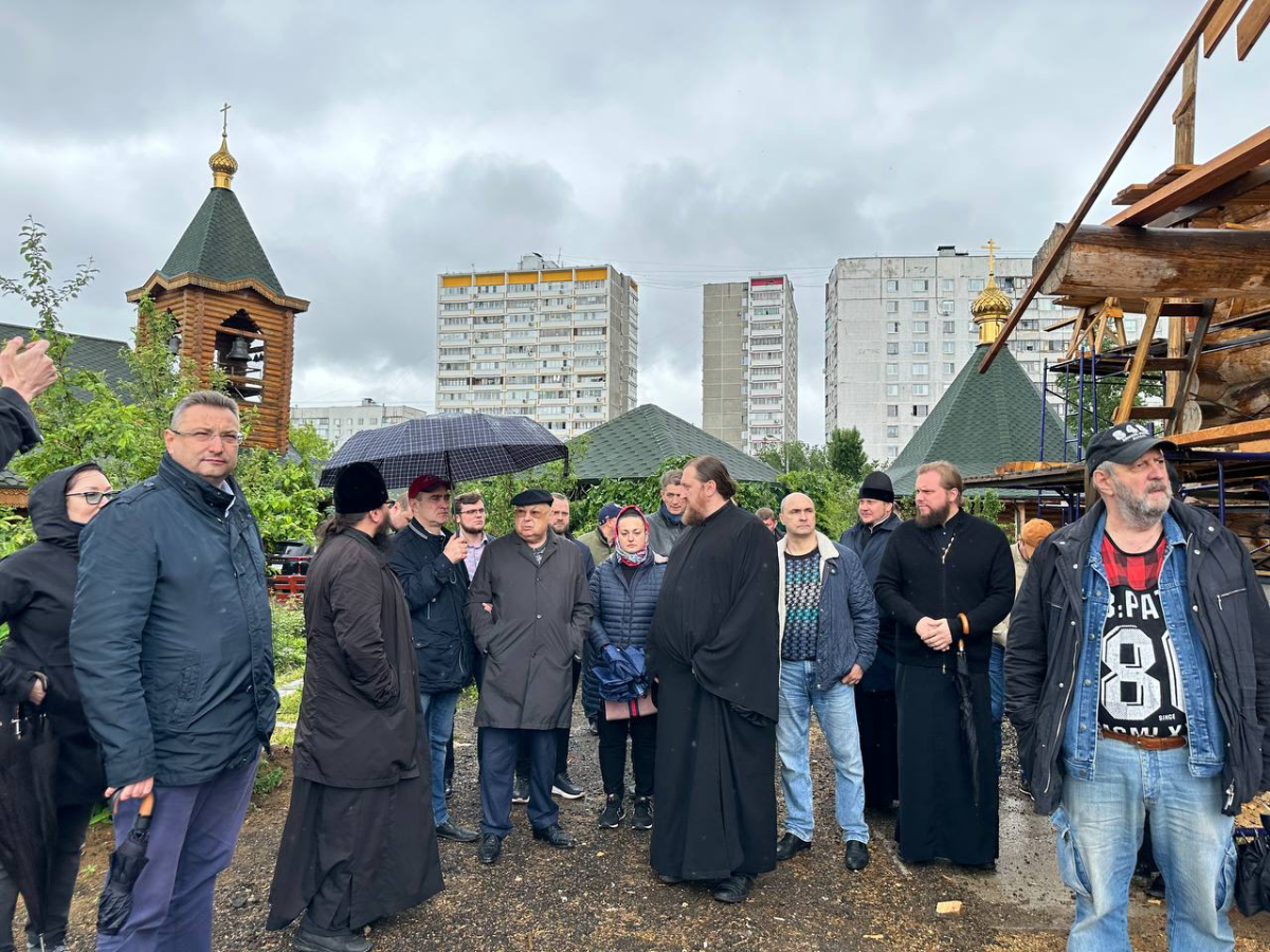 Строительство храмов в москве