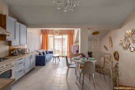 Апартаменты ЛЮКС с 2 спальнями и террасой