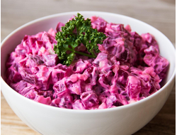 Салат из свеклы с черносливом