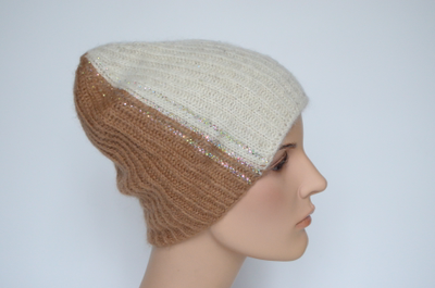 Женская бело- коричневая шапка Италия Vizio Collezione