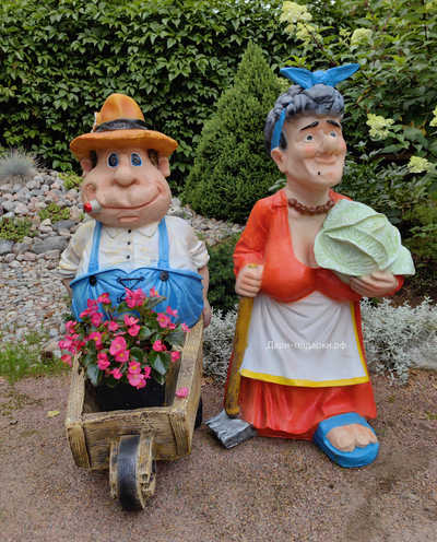 Дачница с капустой 85*50 см   7кг   полистоун Россия 6949/012095*