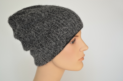 Итальянская черная шапка из мохера