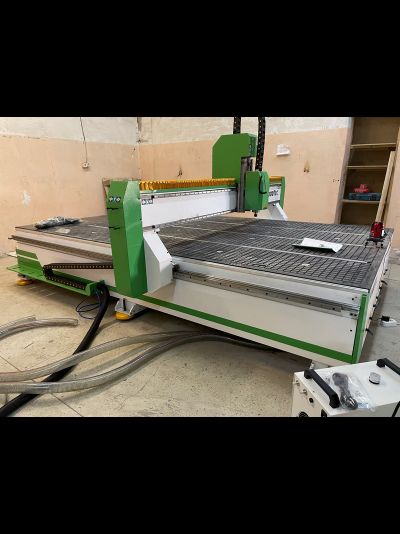 Фрезерно-гравировальный станок с ЧПУ WoodTec CH 2030L