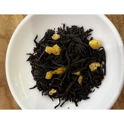 Черный чай с кусочками манго