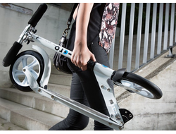 Двухколесный самокат Micro с 5 до 100 лет в Мотомотиве