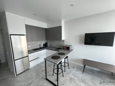 Студия с видом на море в долгосрочную аренду, пригород Батуми, 11-й этаж. До моря 50 метров!