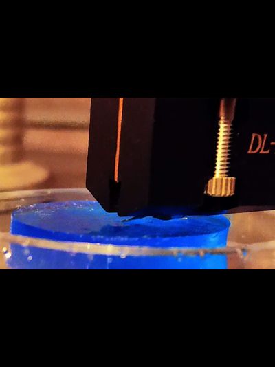 Очиститель иглы STYLUS CLEANER