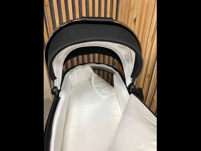 Детская коляска 3 в 1 Luxmom 777 Черный