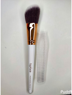 Topface Кисть для макияжа №05 "Contour Brush" для контурирования PT901