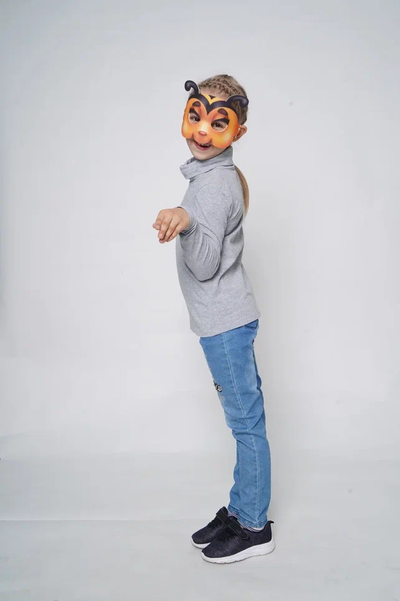 Кукольный театр. Маска "Пчела"