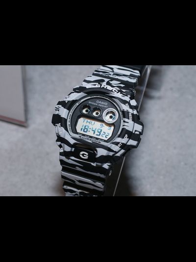 Часы Casio G-Shock GD-X6900BW-1E