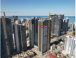Продаётся просторная угловая квартира на высоком этаже в ЖК Black Sea Towers, блок "Б"