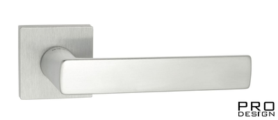 Дверная ручка на квадратном основании Fratelli Cattini "HAMMER" 8-CS матовый хром