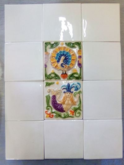 Изразцовая плитка "Древние символы" (гладкая)