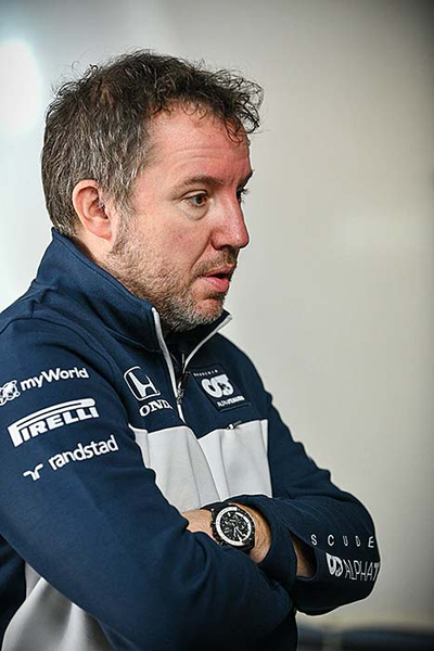 Часы Casio Edifice EQB-1000AT-1A