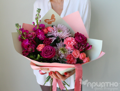 Букет цветов на 8 марта № 701