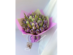 Букет из зефирных крокусов