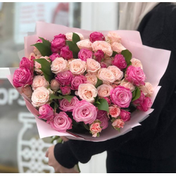 Букет кустовых роз Фреш