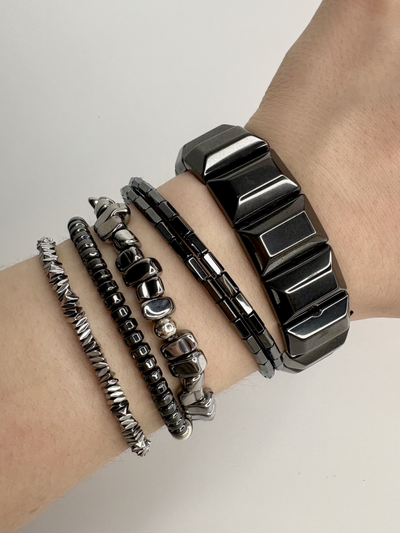 Браслеты из гематита, разные виды