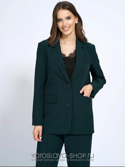 Комплект женский состоящий из жакета и брюк в темно-зеленом оттенке