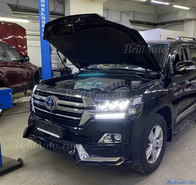 Рестайлинг Toyota Land Cruiser 200 TRD из 2007-2015 в 2021
