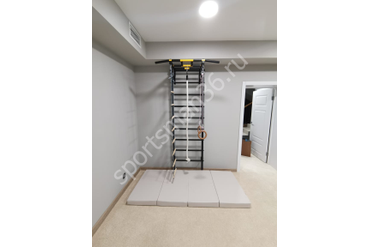 Шведская стенка Рекорд X1 (с опорой на пол) Турник Рукоход, Мат гимнастический 2,0х1,0х0,1 м складной, 3 сложения, 4 секции пастель, веревочная лестница, кольца гимнастические (дерево) KARUSSELL, канат гимнастический Х/Б