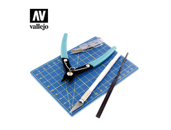 Vallejo: Набор инструментов моделиста